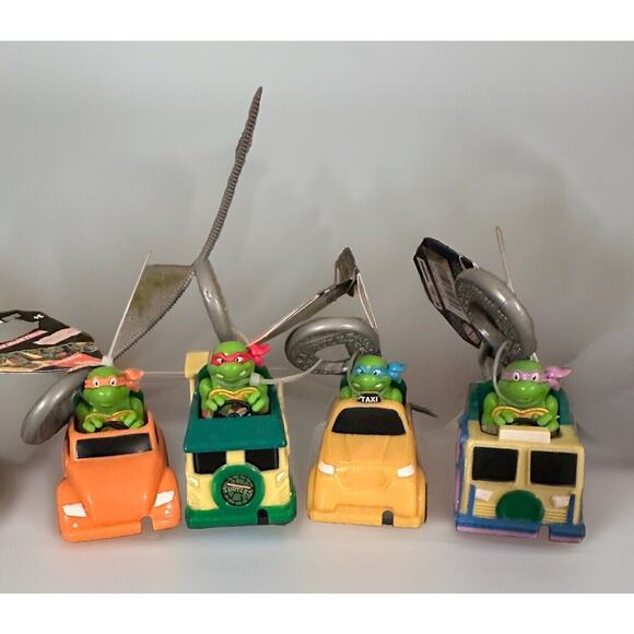 New Lot of 4 Teenage Mutant Ninja Turtles Rad Rip Racers Pull Back Car 2021 - Picture 2 of 16